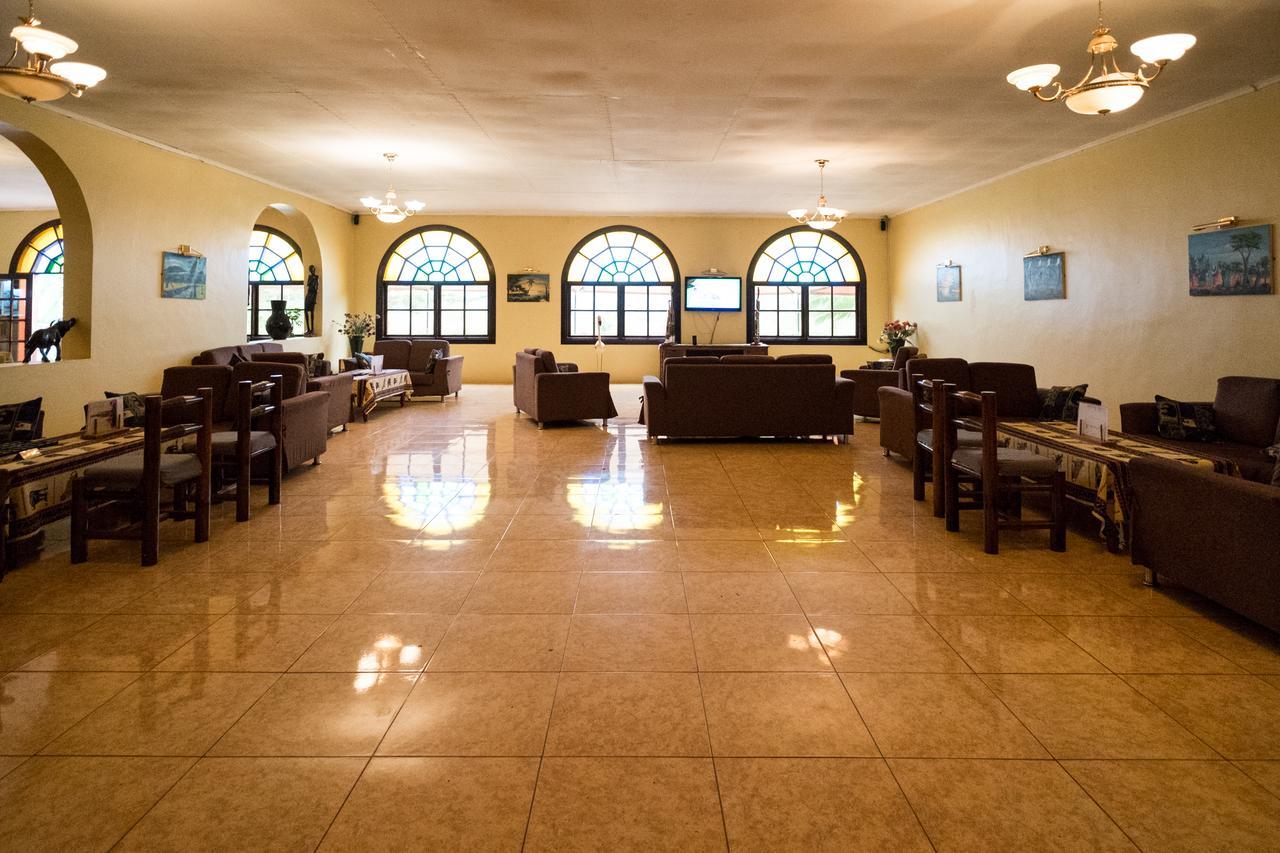 Highview Hotel Karatu Exterior photo
